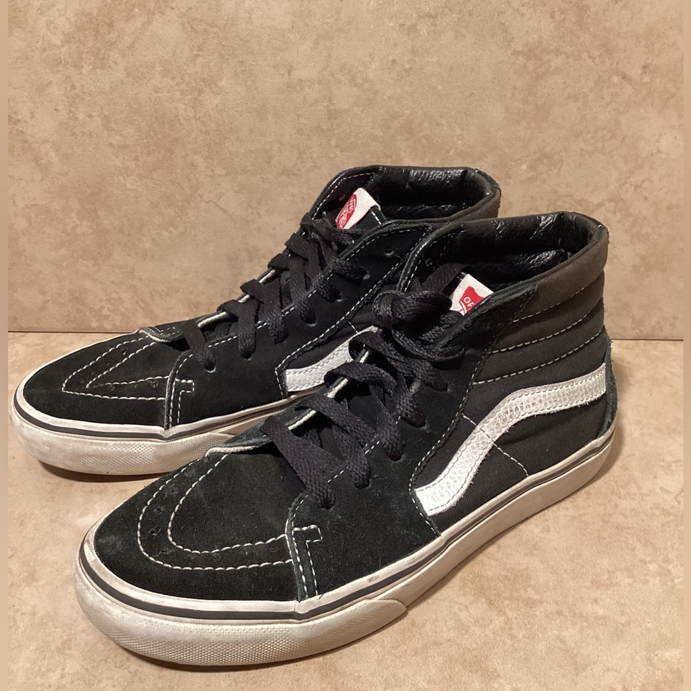 Vans Black and White Old Skool US Kids 3.5 Skateboard Shoes